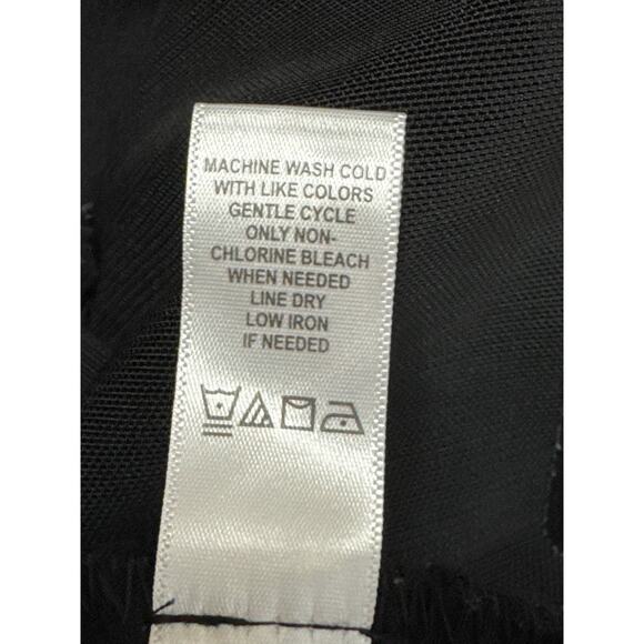 Counterparts Size 14 Black Pull On Stretchy Above The Knee Shorts - Picture 5 of 5